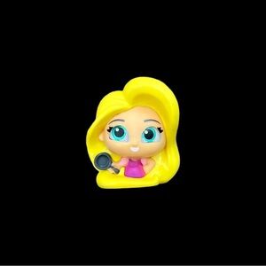 Disney Doorables: Series 5 Ultra Rare Figurine – Tangled – Rapunzel